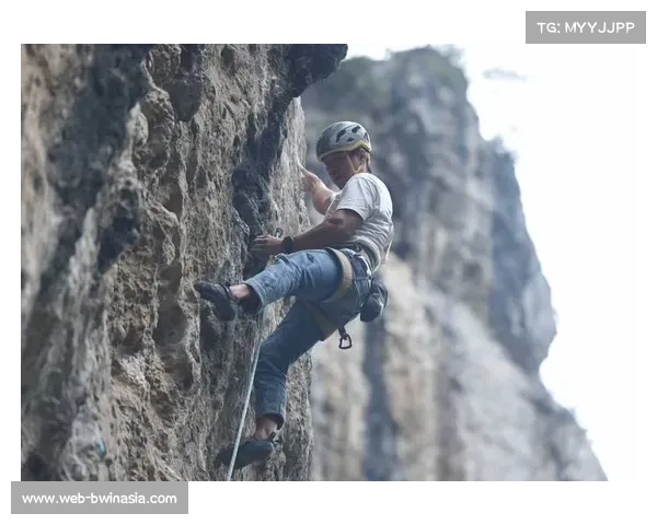 群众性攀岩赛事日益增多 商业赞助模式逐步成熟推动行业发展 群众性攀岩赛事日益增多 商业赞助模式逐步成熟推动行业发展